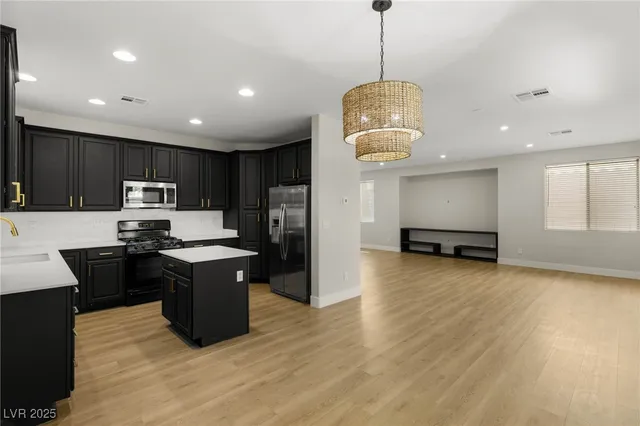 $586,000 | 2850 Culloden Avenue, Henderson, NV 89044