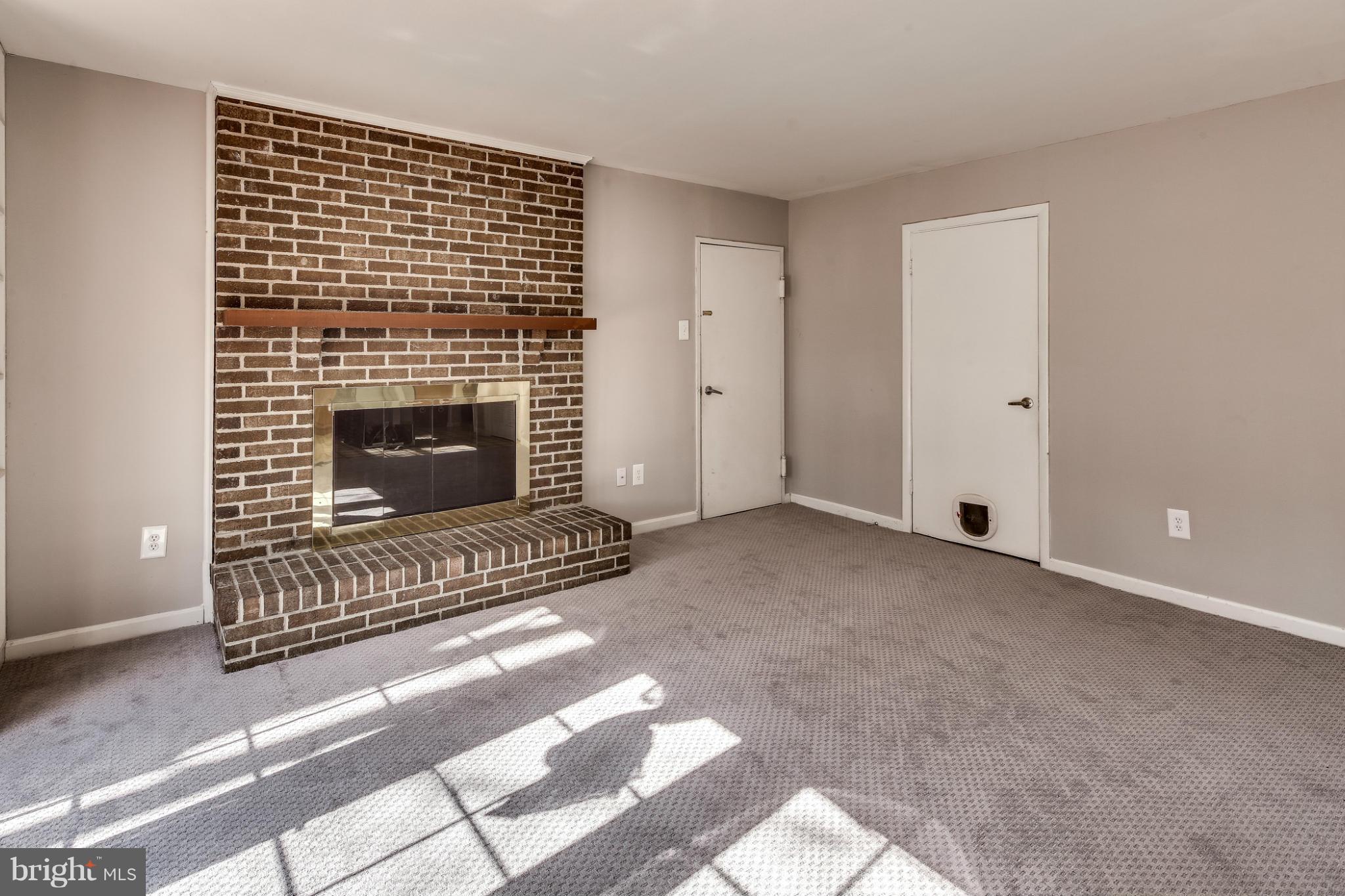 12502 Raven Way Laurel, MD 20708 - Photo 12 of 28 Family Room