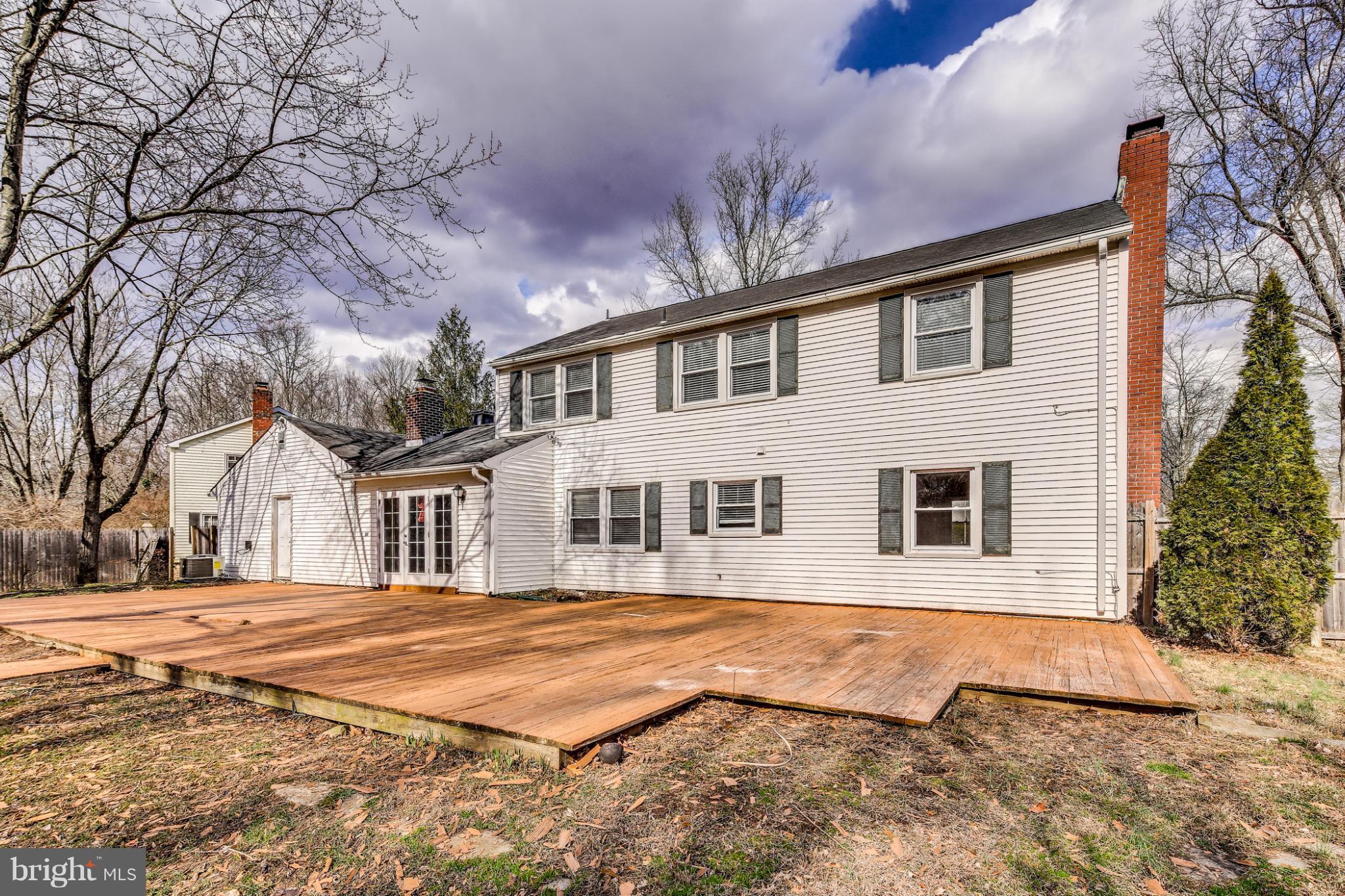 12502 Raven Way Laurel, MD 20708 - Photo 26 of 28 Exterior (Rear)