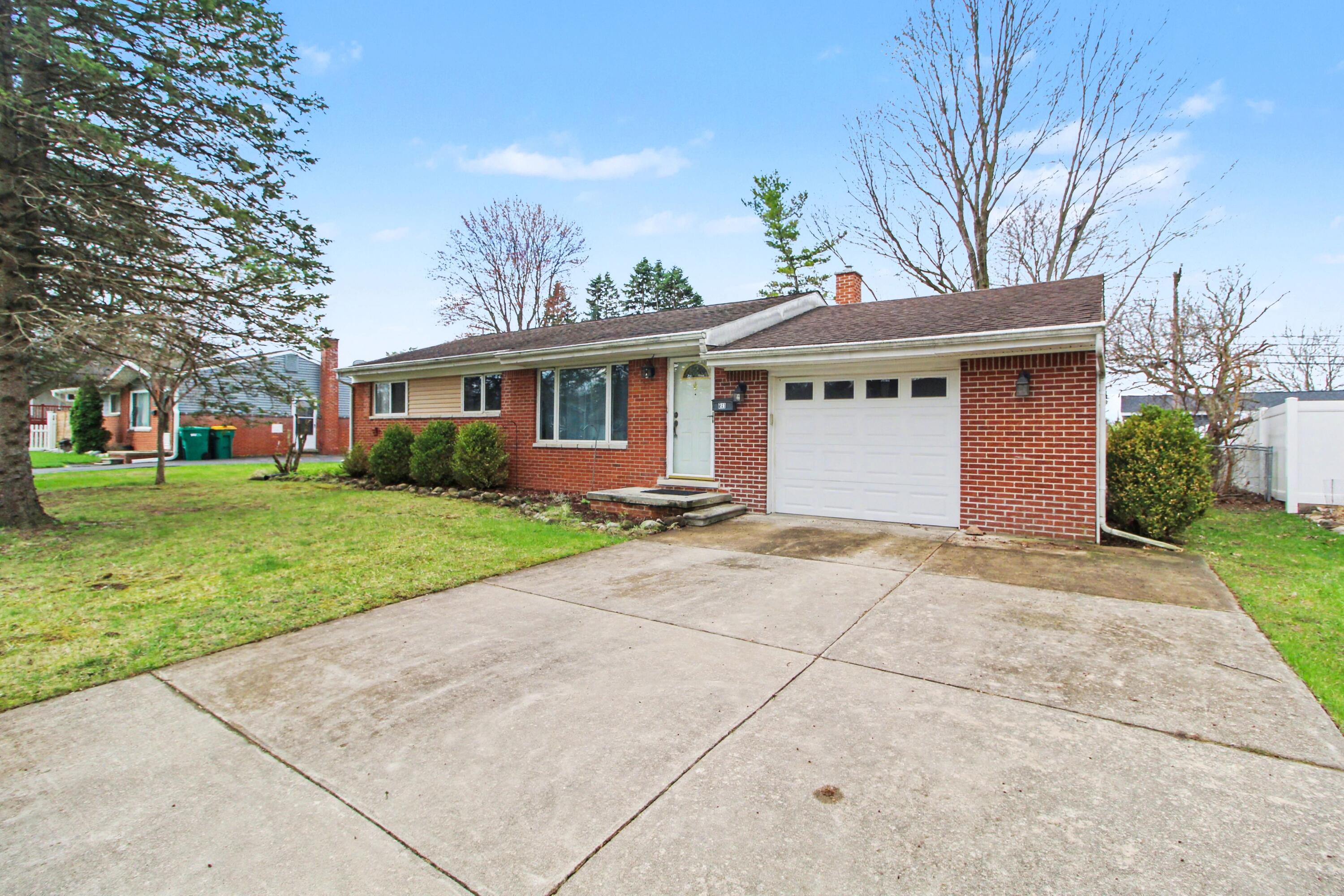 833 Lambkins Road Saline, MI 48176 - Photo 3 of 37 003_file_5350