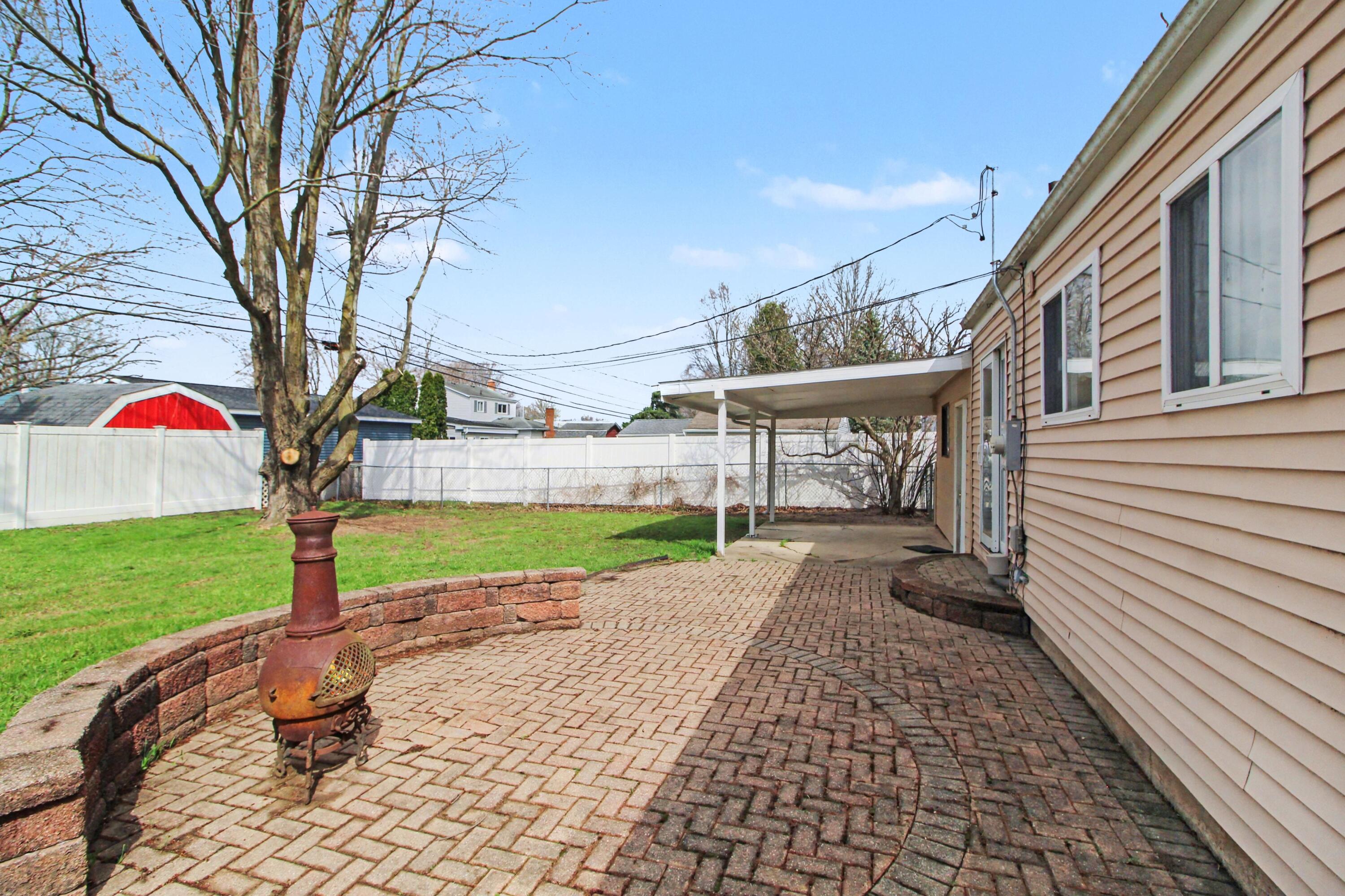833 Lambkins Road Saline, MI 48176 - Photo 34 of 37 031_file_1259