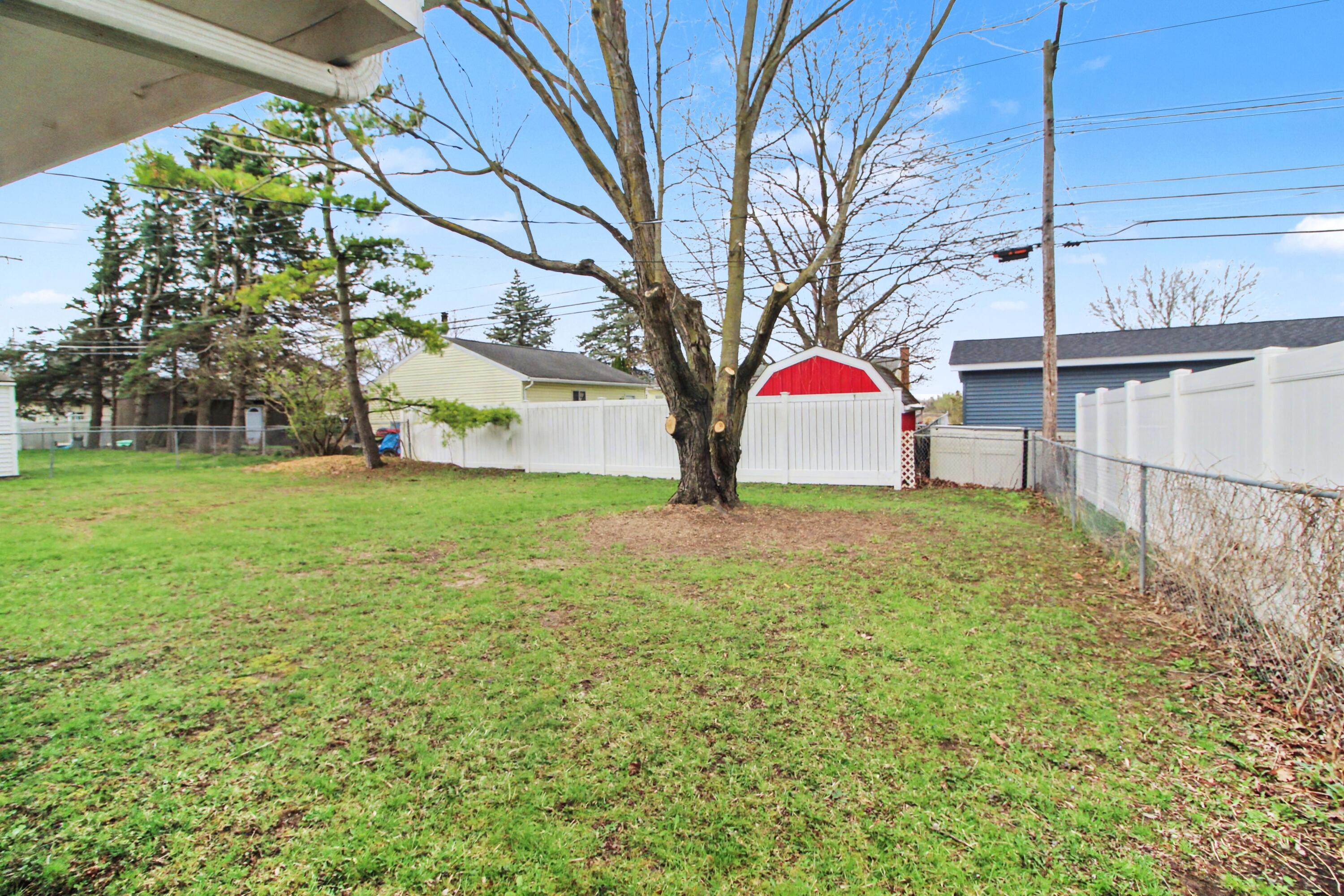 833 Lambkins Road Saline, MI 48176 - Photo 37 of 37 035_file_7903