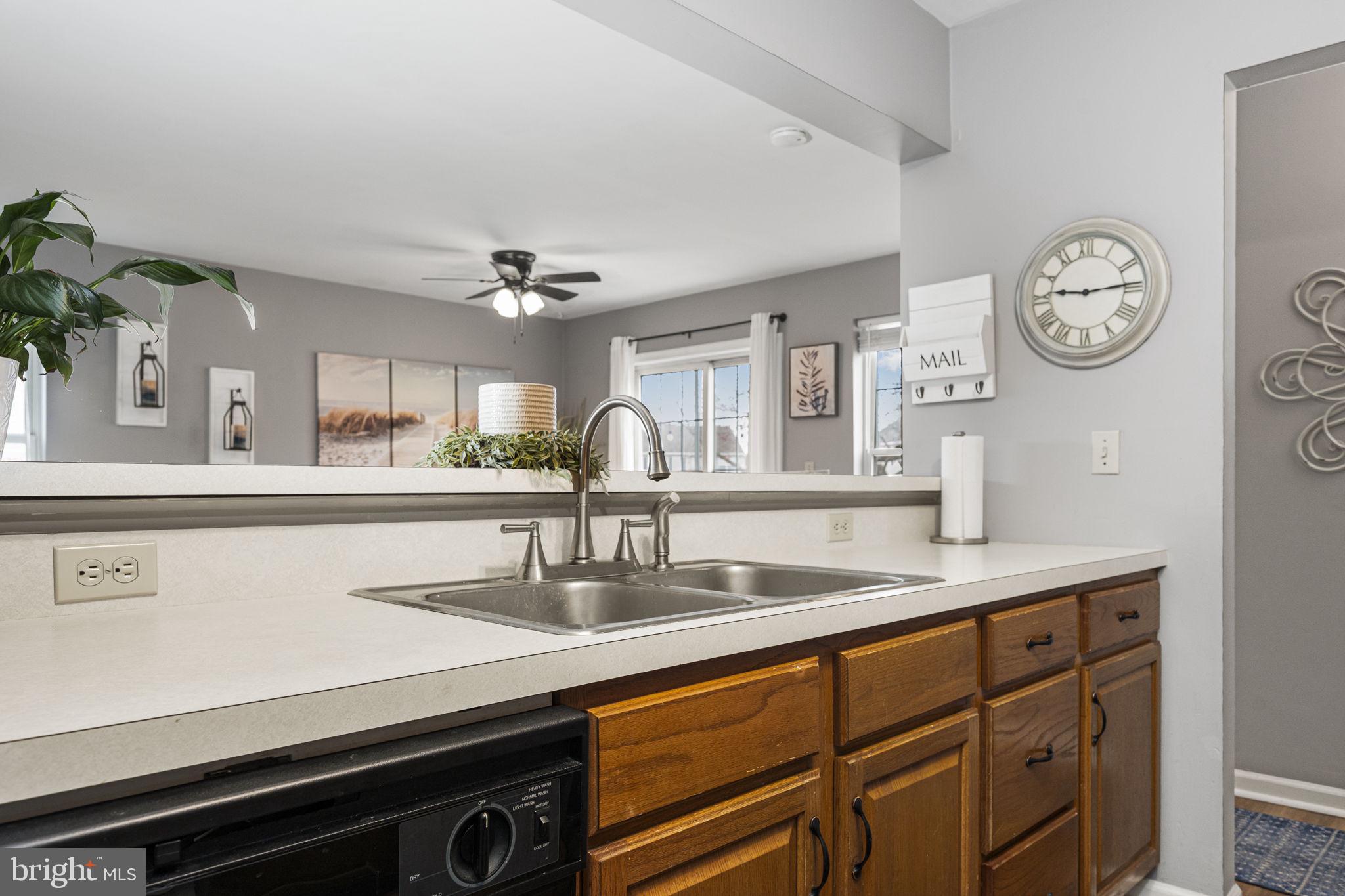 2960 Aster Lane Lititz, PA 17543 - Photo 6 of 28