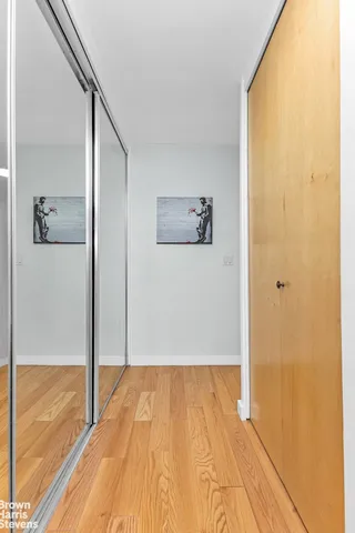 $865,000 | 155 East 38th Street, Unit 16B | Murray Hill