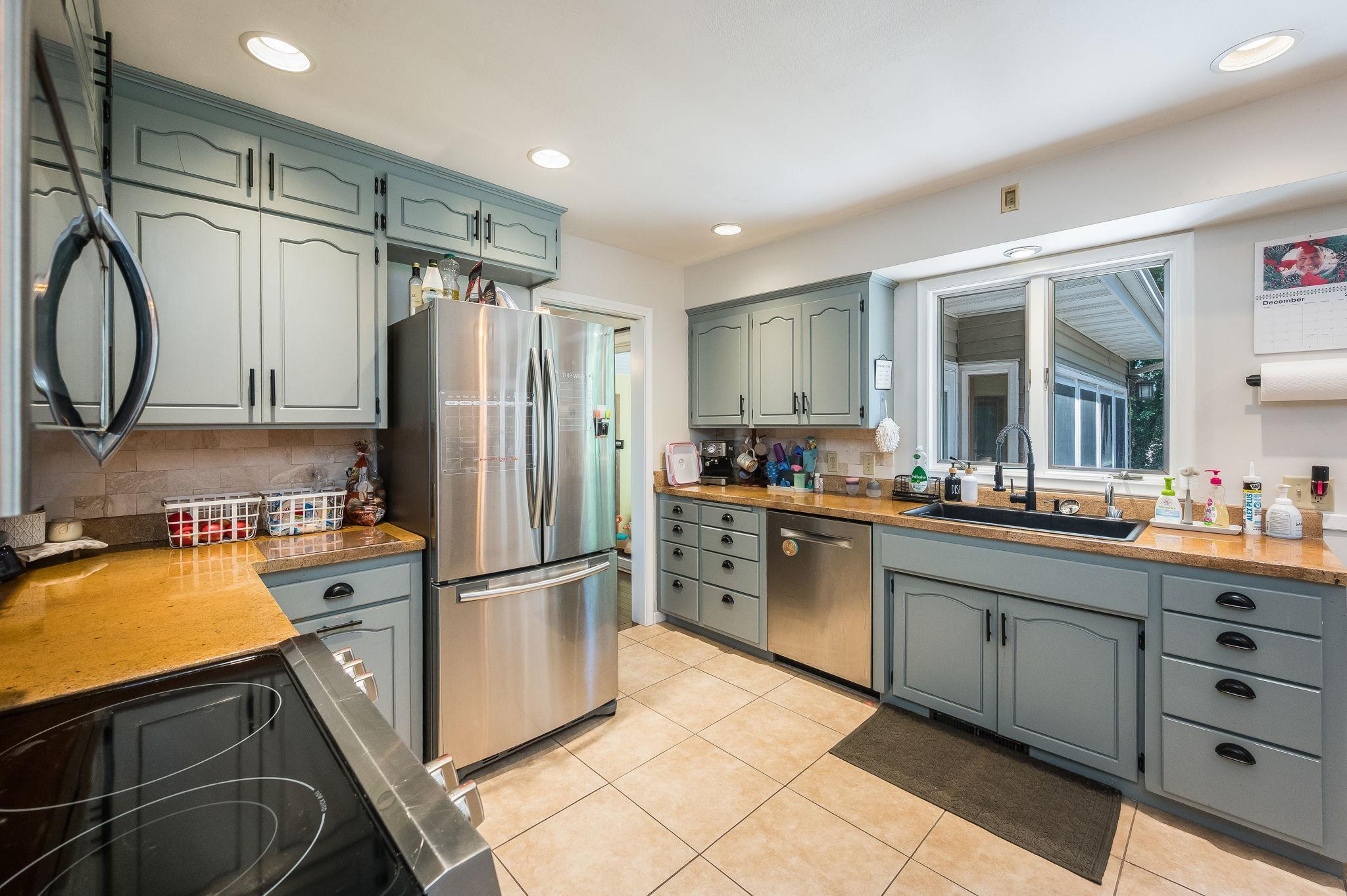 915 South Hampton Street Fairmont, MN 56031 - Photo 11 of 43