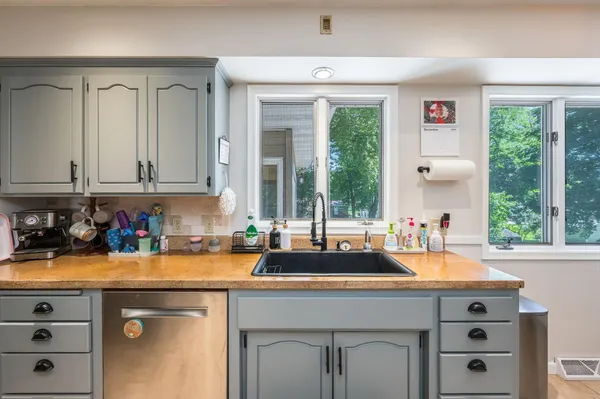 $309,900 | 915 South Hampton Street, Fairmont, MN 56031