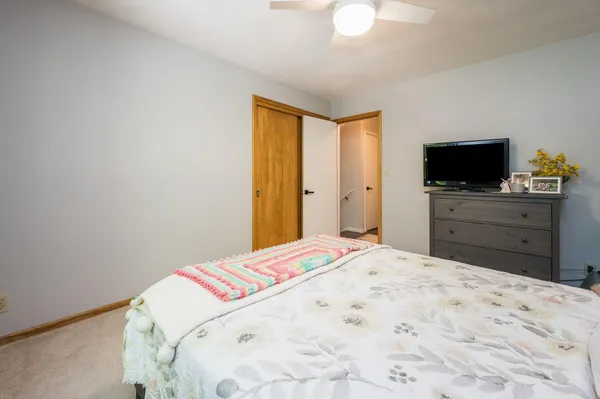 $309,900 | 915 South Hampton Street, Fairmont, MN 56031