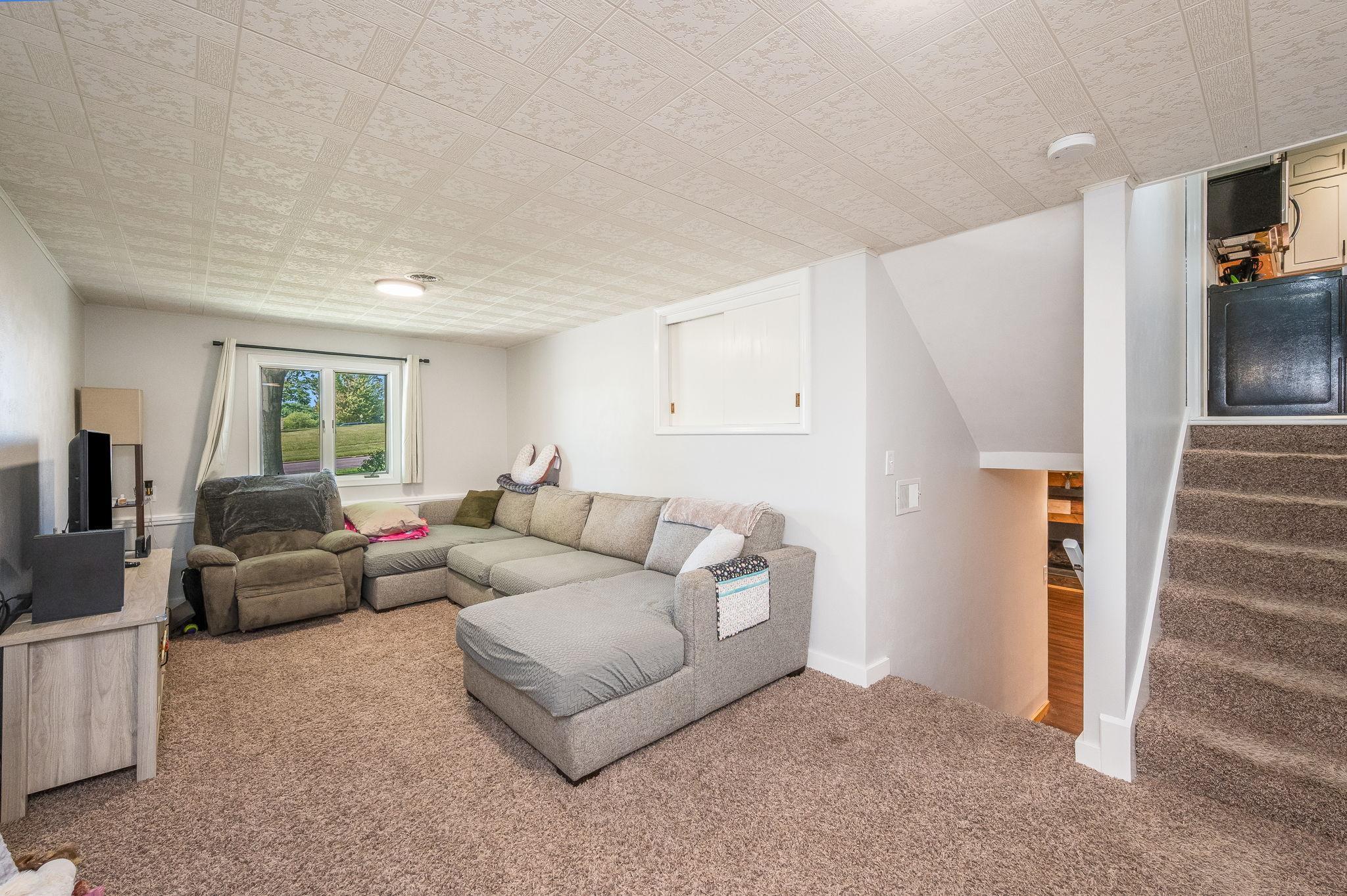 915 South Hampton Street Fairmont, MN 56031 - Photo 24 of 43