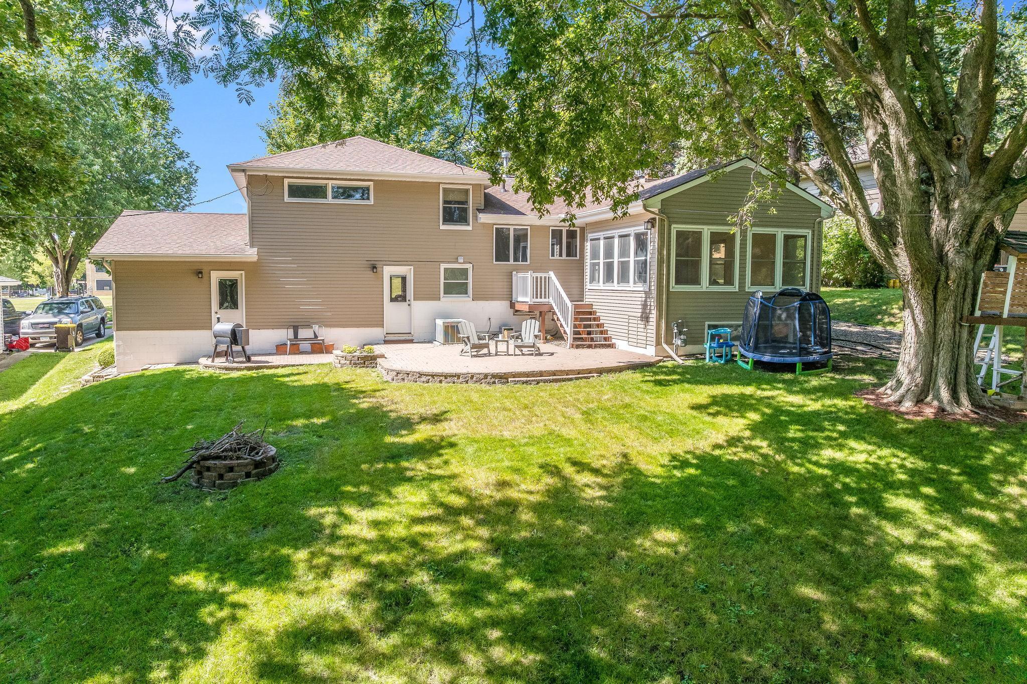 915 South Hampton Street Fairmont, MN 56031 - Photo 36 of 43