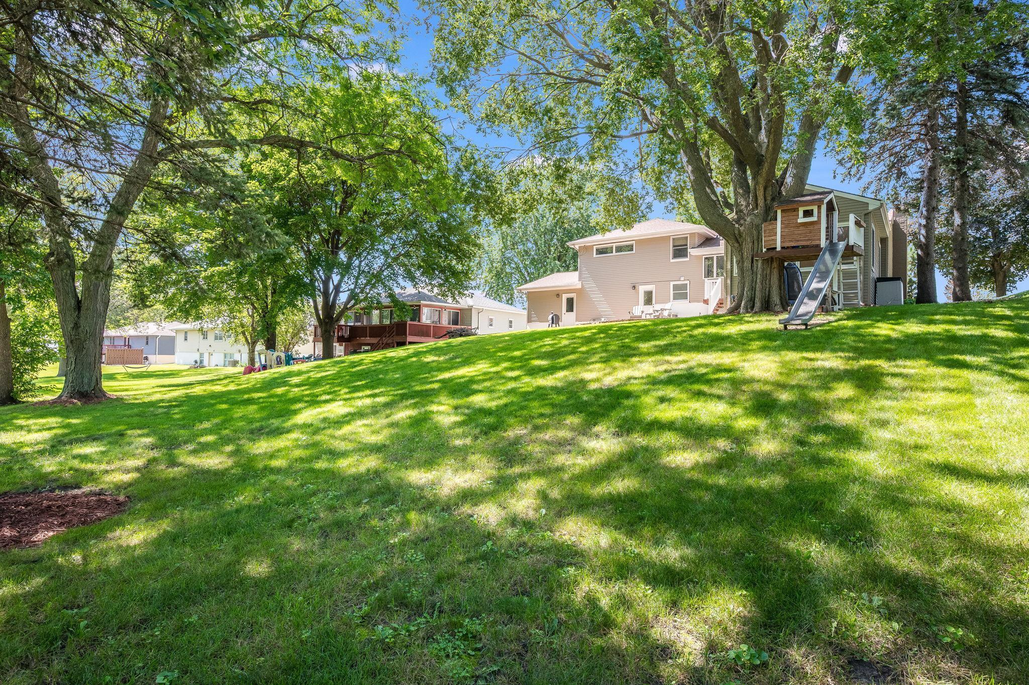 915 South Hampton Street Fairmont, MN 56031 - Photo 39 of 43