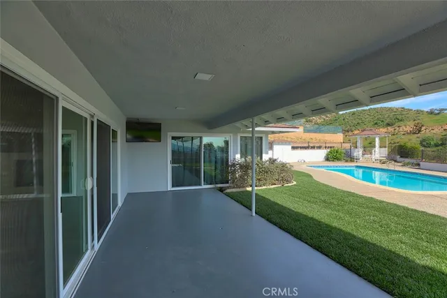 a view of an entryway