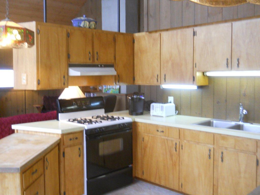 200 Slayton Farm Road Stowe, VT 05672 - Photo 2 of 15