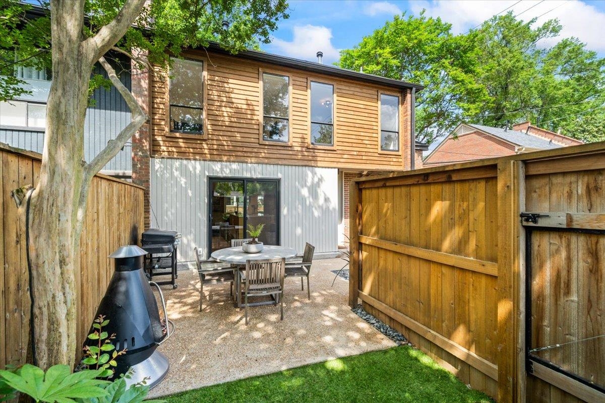 760 Roland Street Memphis, TN 38104 - Photo 27 of 29 a view of a house with backyard stove and sitting area