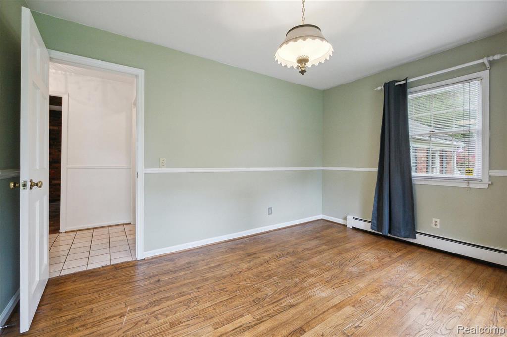 4040 Collins Road Rochester, MI 48306 - Photo 28 of 57