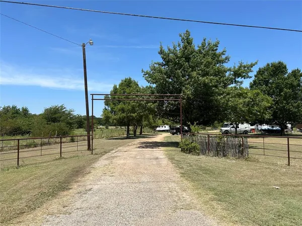 $1,149,000 | 3201 Farm To Market Road 2194, Farmersville, TX 75442