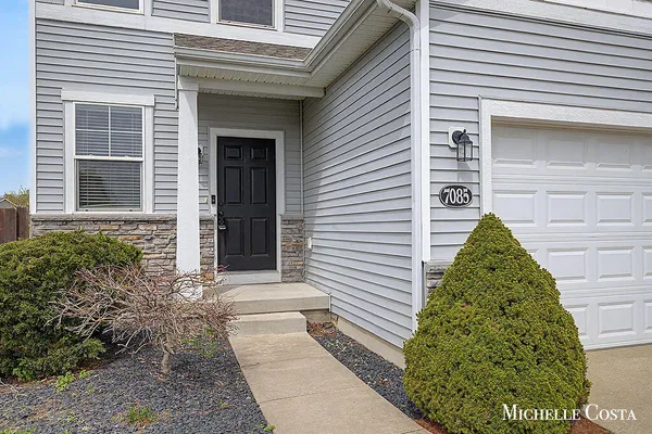 $430,000 | 7085 Koper Circle, Zeeland, MI 49464