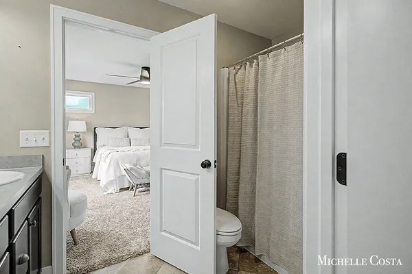 $430,000 | 7085 Koper Circle, Zeeland, MI 49464