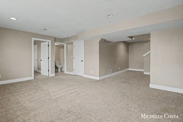 $430,000 | 7085 Koper Circle, Zeeland, MI 49464