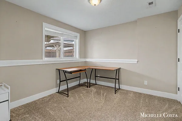 $430,000 | 7085 Koper Circle, Zeeland, MI 49464