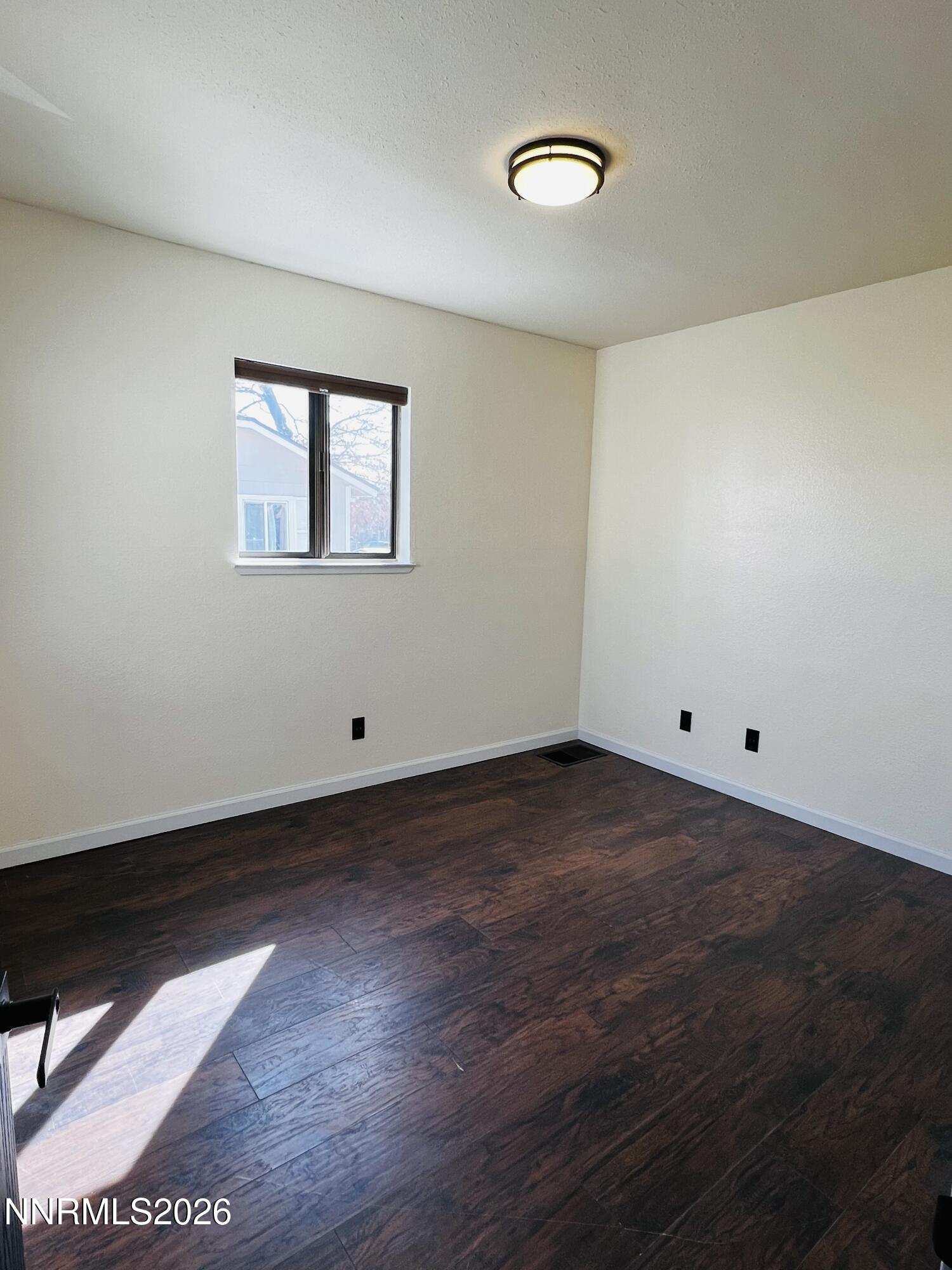 507 Burns Street Reno, NV 89502 - Photo 4 of 8 507Burns 2