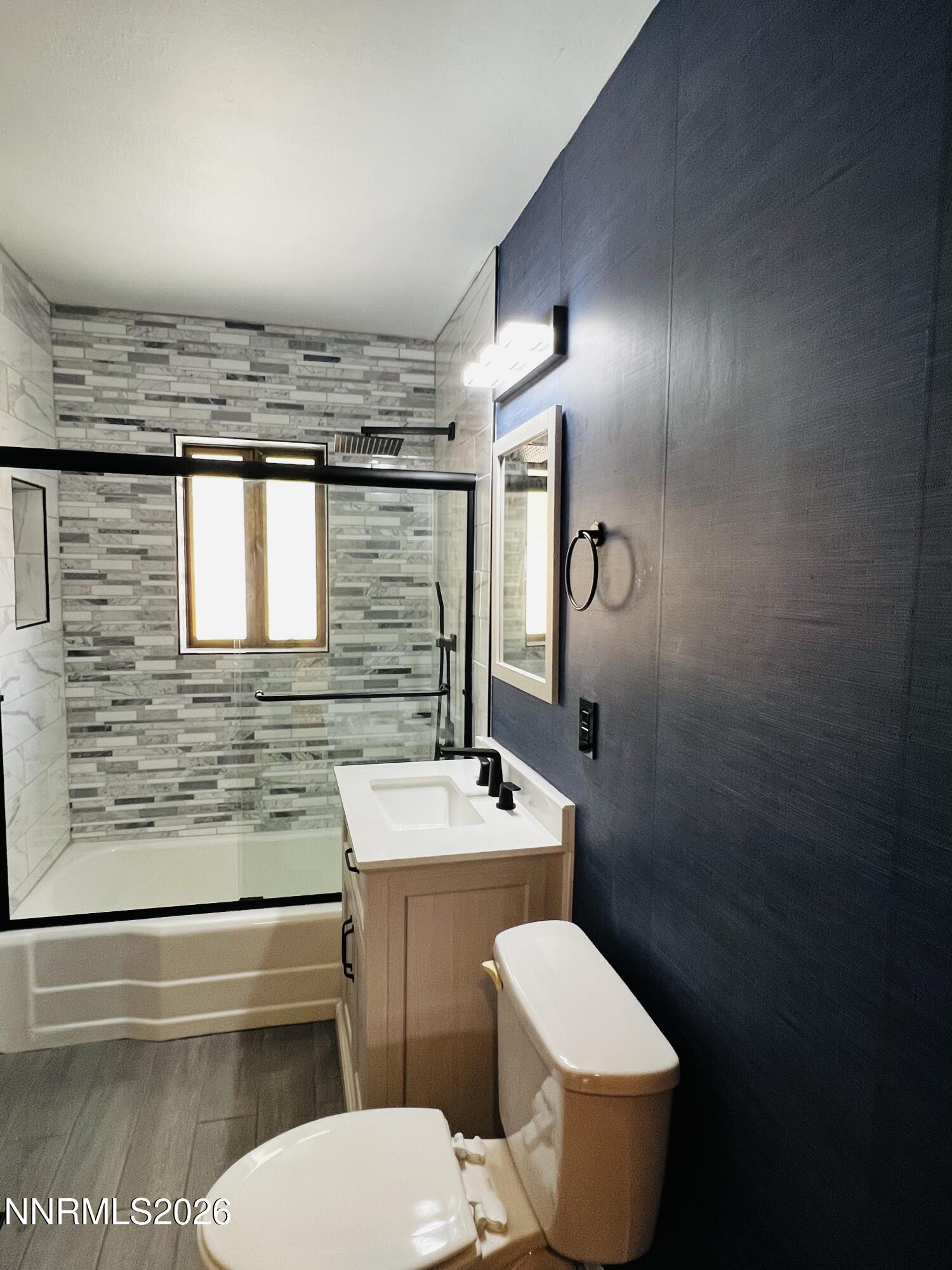 507 Burns Street Reno, NV 89502 - Photo 6 of 8 Bathroom - 507 burns