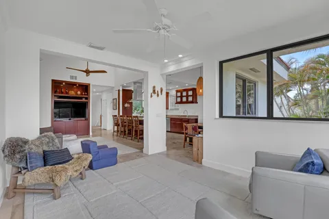 $715,000 | 302 Sea Oats Drive, Unit E, Juno Beach, FL 33408