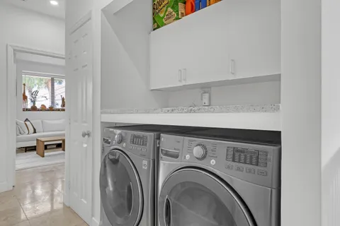 $715,000 | 302 Sea Oats Drive, Unit E, Juno Beach, FL 33408