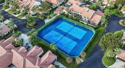 $715,000 | 302 Sea Oats Drive, Unit E, Juno Beach, FL 33408