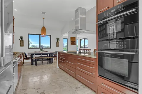 $715,000 | 302 Sea Oats Drive, Unit E, Juno Beach, FL 33408