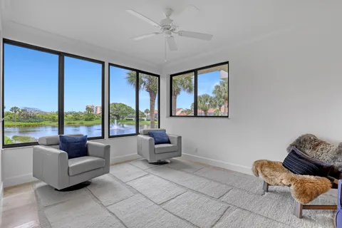 $715,000 | 302 Sea Oats Drive, Unit E, Juno Beach, FL 33408