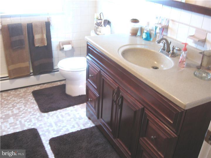 803 Pine Road Wallingford, PA 19086 - Photo 5 of 13 Bathroom