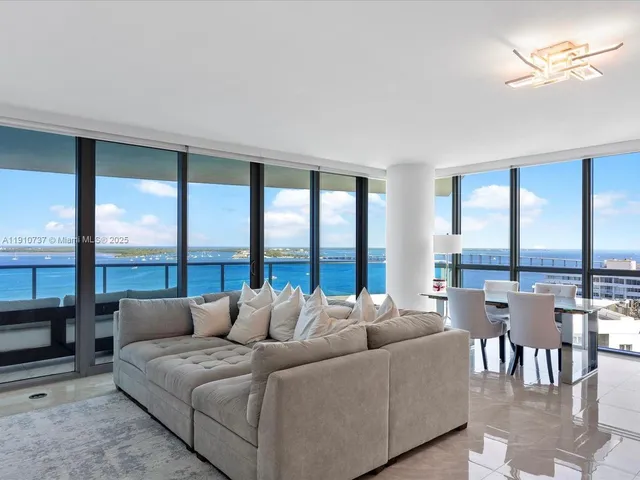 $12,000 | 1331 Brickell Bay Drive, Unit 1811, Miami, FL 33131