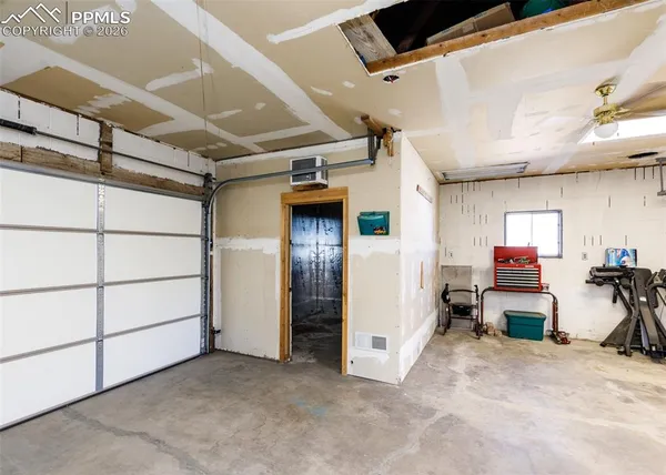 a view of a garage