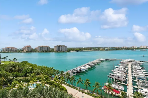 $19,000 | 1000 South Pointe Drive, Unit 904, Miami Beach, FL 33139