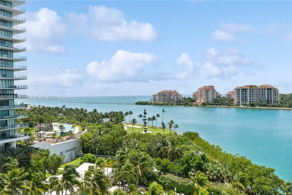 $19,000 | 1000 South Pointe Drive, Unit 904, Miami Beach, FL 33139