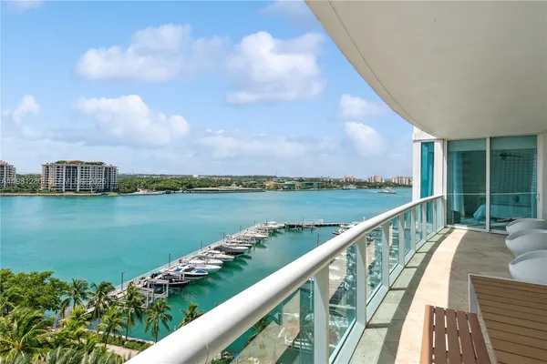 $19,000 | 1000 South Pointe Drive, Unit 904, Miami Beach, FL 33139