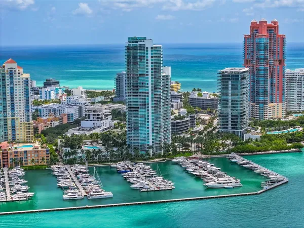 $19,000 | 1000 South Pointe Drive, Unit 904, Miami Beach, FL 33139