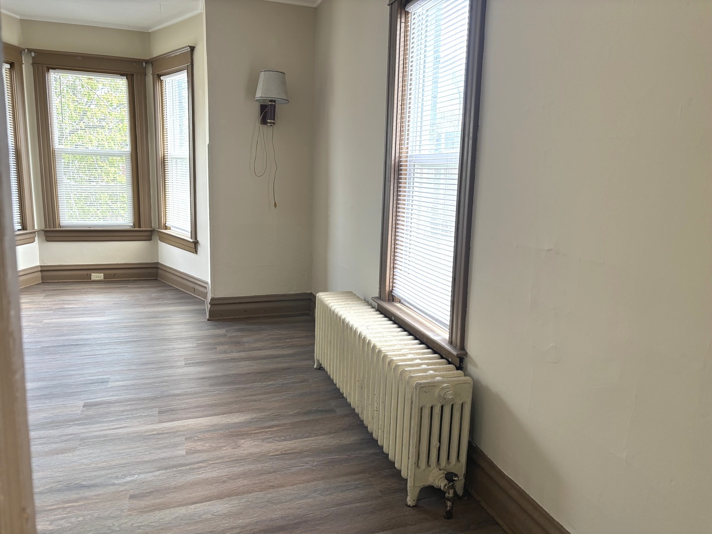 1548 Jackson Street North Chicago, IL 60064 - Photo 11 of 16