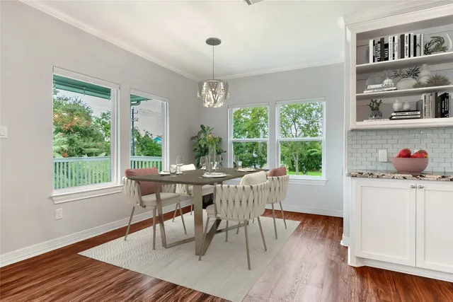 $635,000 | 406 Clear Lake Road, Clear Lake Shores, TX 77565