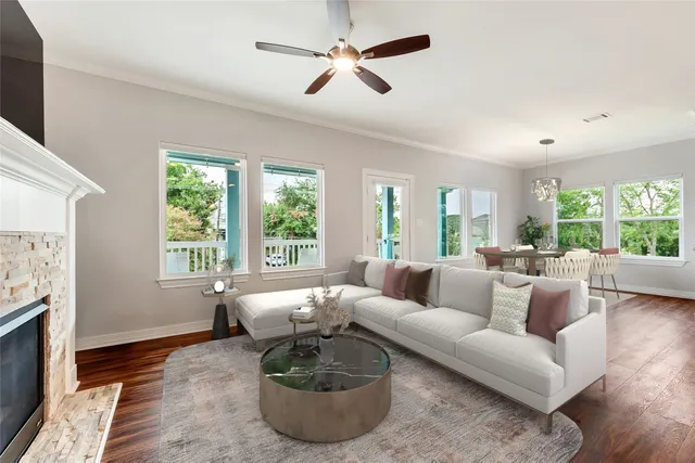 $635,000 | 406 Clear Lake Road, Clear Lake Shores, TX 77565