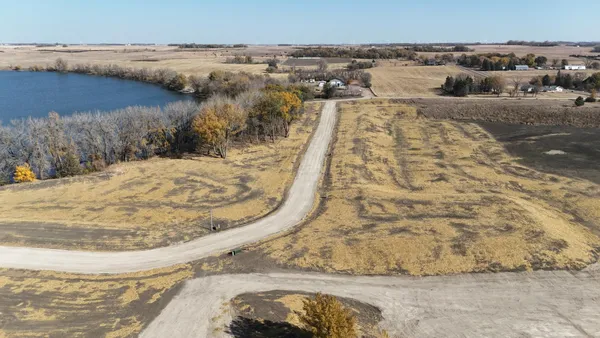 $45,000 | 3 Cottonwood Lake Drive, Windom, MN 56101