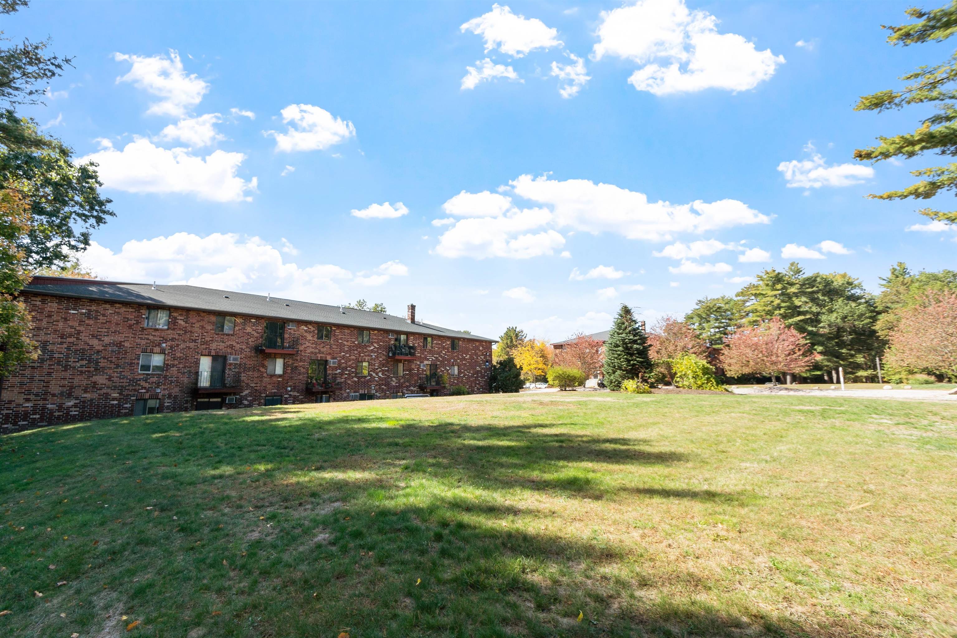 1345 Bodwell Road, Unit 11 Manchester, NH 03109 - Photo 23 of 25