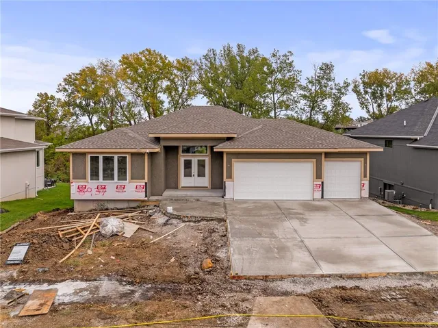 $752,975 | 8937 Shady Bend Road, Lenexa, KS 66227