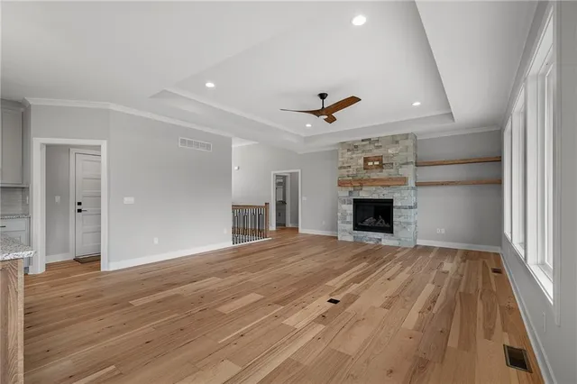 $752,975 | 8937 Shady Bend Road, Lenexa, KS 66227