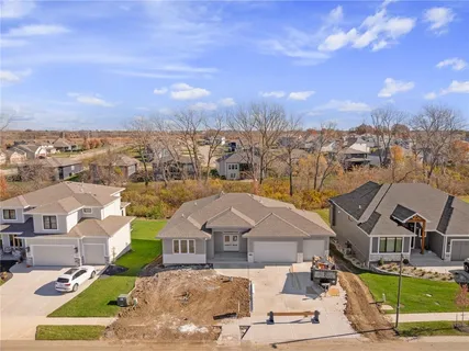 $752,975 | 8937 Shady Bend Road, Lenexa, KS 66227