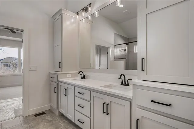 $752,975 | 8937 Shady Bend Road, Lenexa, KS 66227