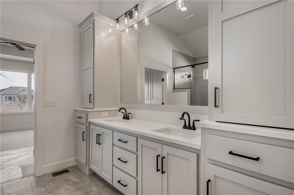 8937 Shady Bend Road Lenexa, KS 66227 - Photo 26 of 49