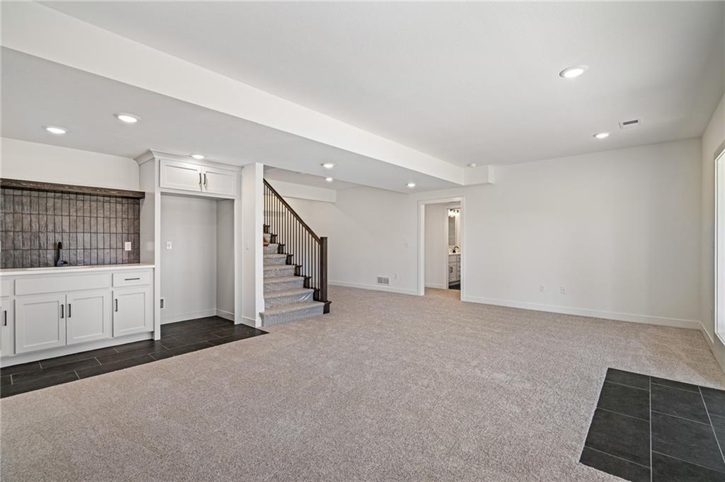 8937 Shady Bend Road Lenexa, KS 66227 - Photo 34 of 49