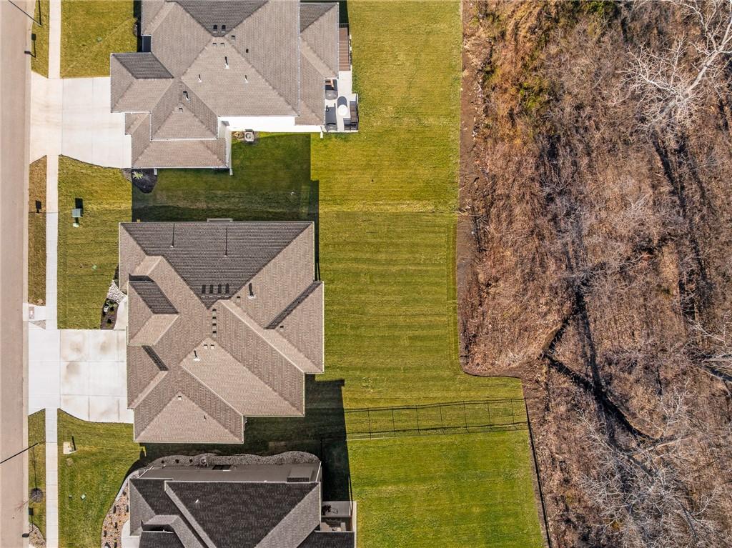 8937 Shady Bend Road Lenexa, KS 66227 - Photo 43 of 49