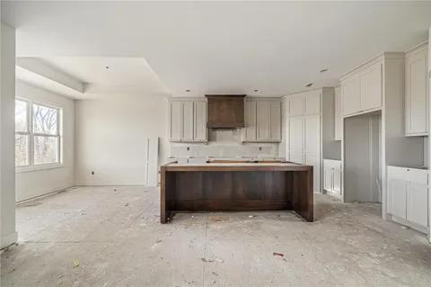 $752,975 | 8937 Shady Bend Road, Lenexa, KS 66227